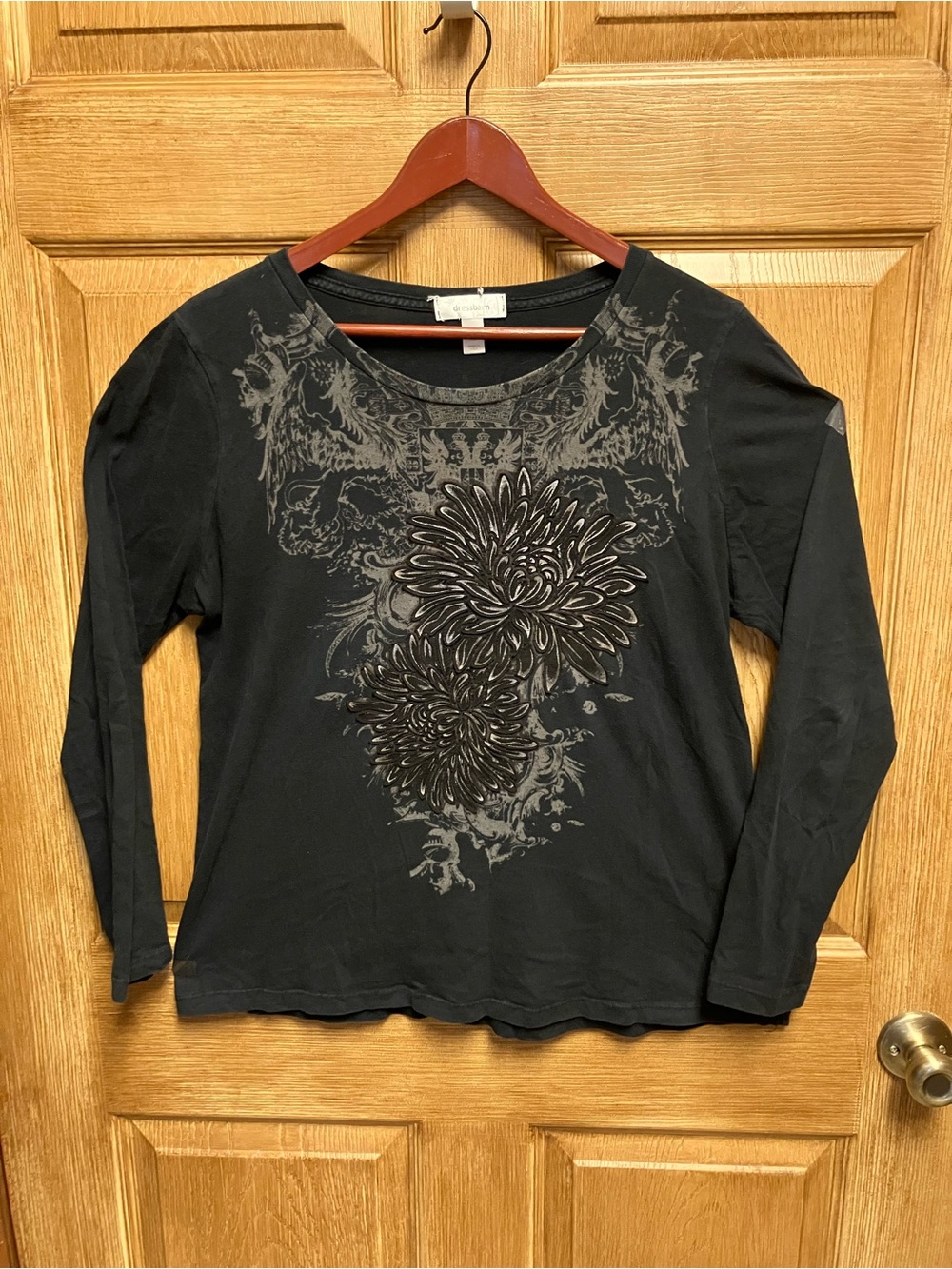 dressbarn Black Long-Sleeve Floral Graphic Tee